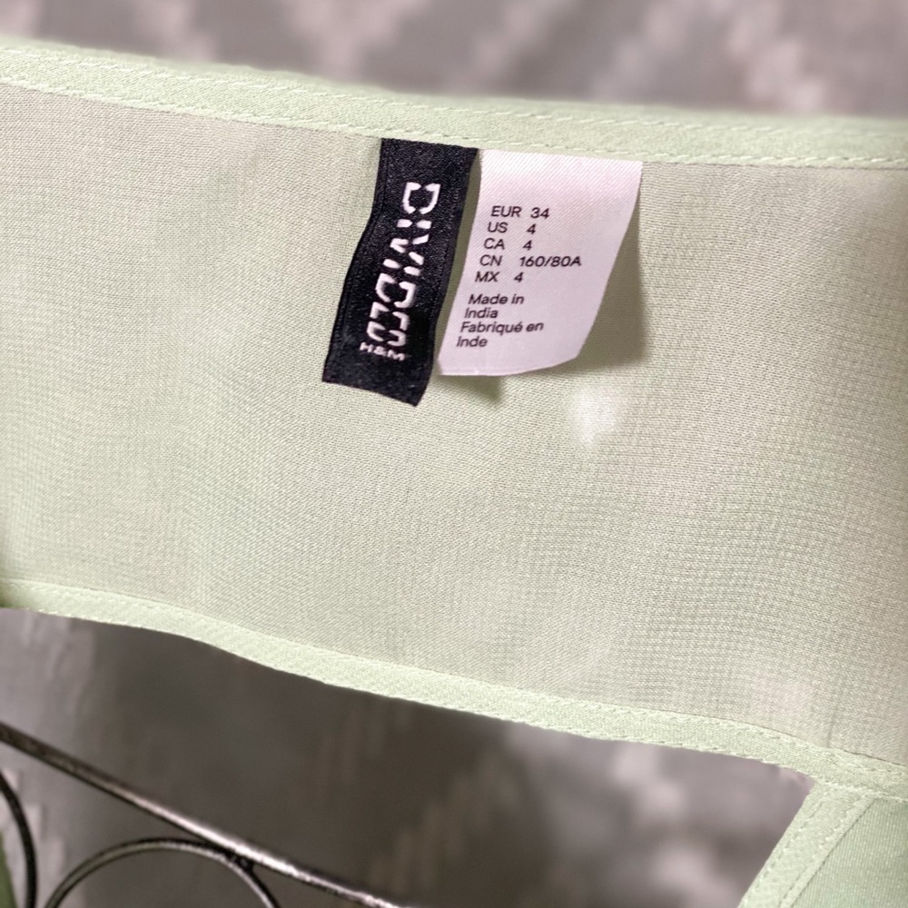Mint green divided by H&M mini dress size 4 - Picture 2 of 4